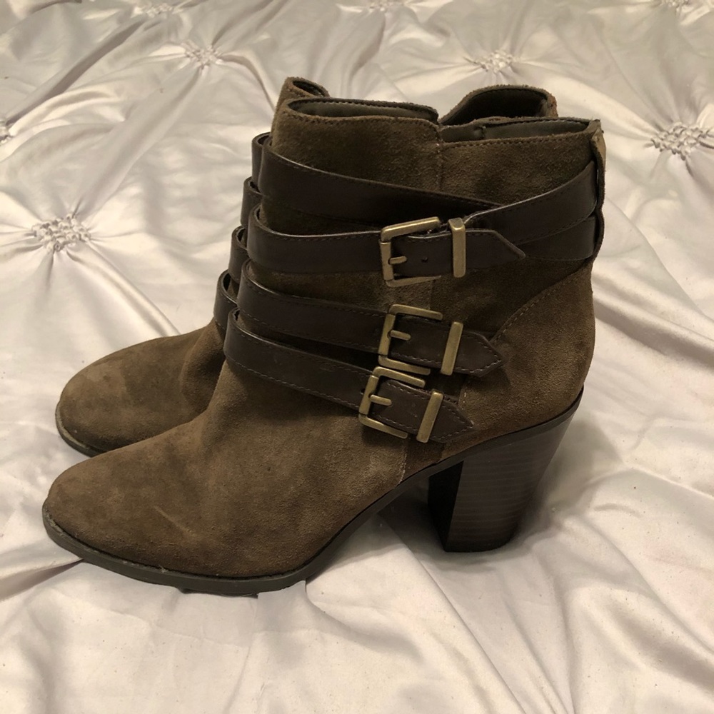 Heeled booties